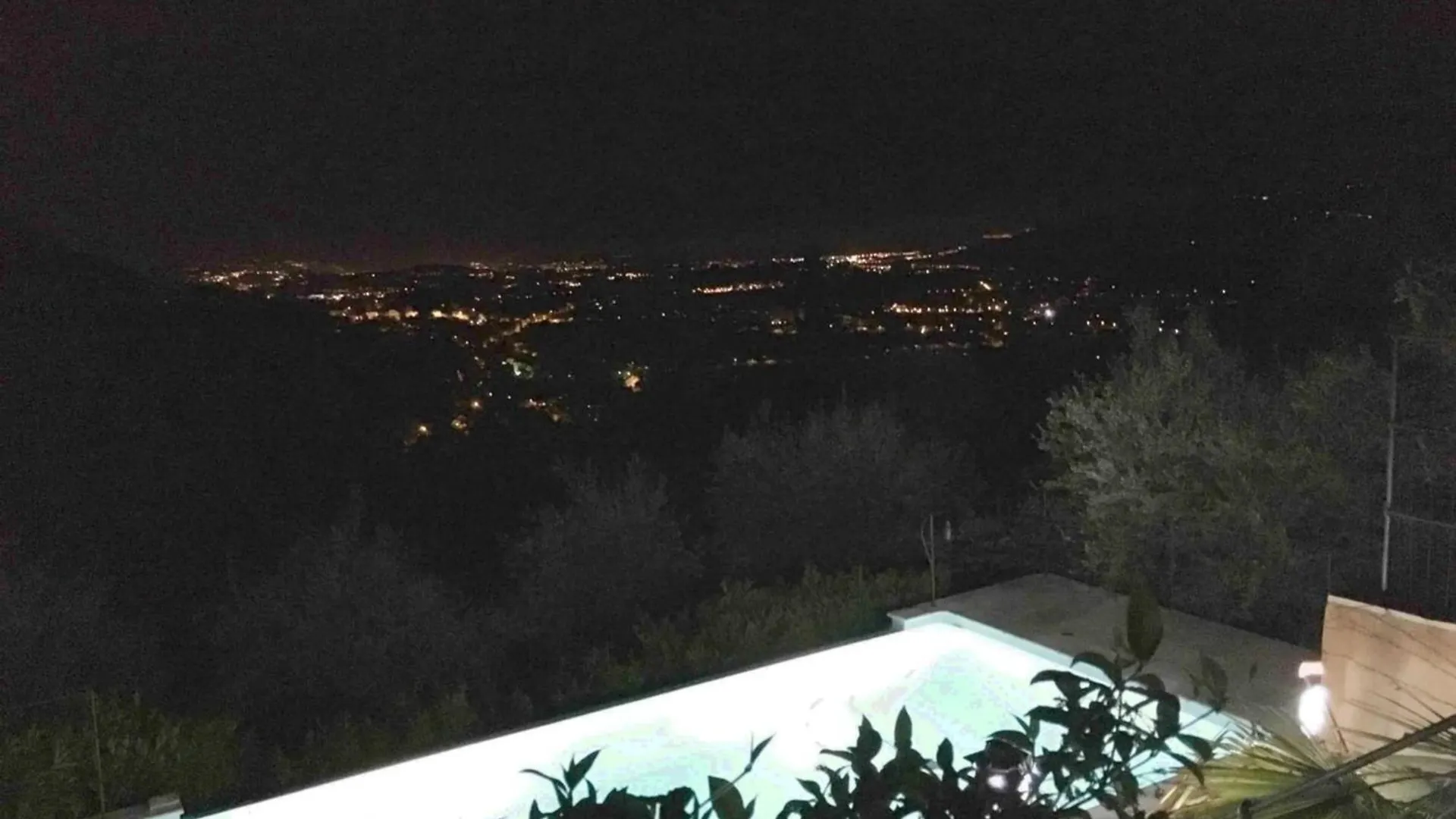 Les Oliviers Villa For 6 By Sunset Grasse 0*,  France